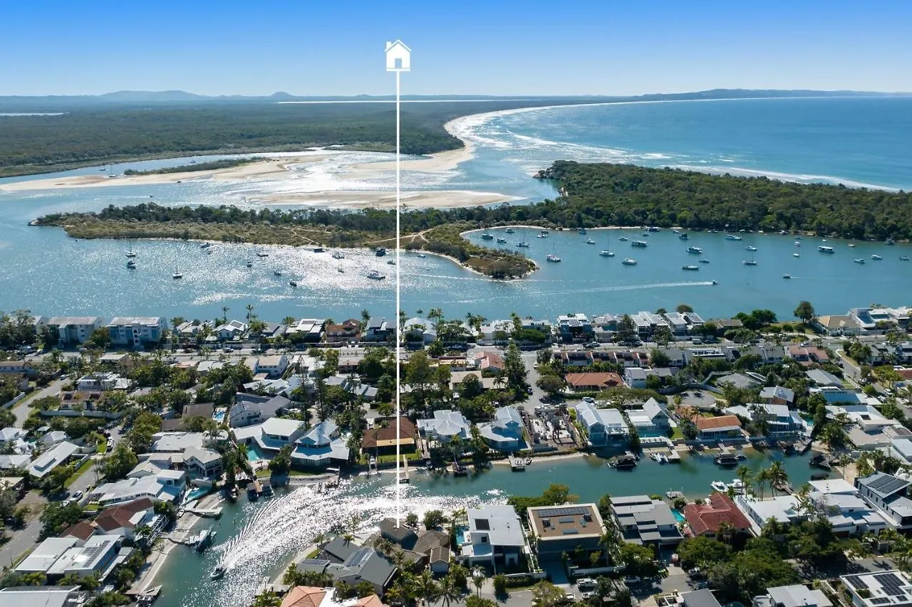 30 Mossman Crt Noosa Heads Villa