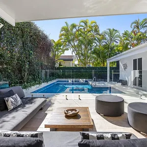 Holiday home Family & Pet-friendly Luxury Near Hastings St, Noosa Heads