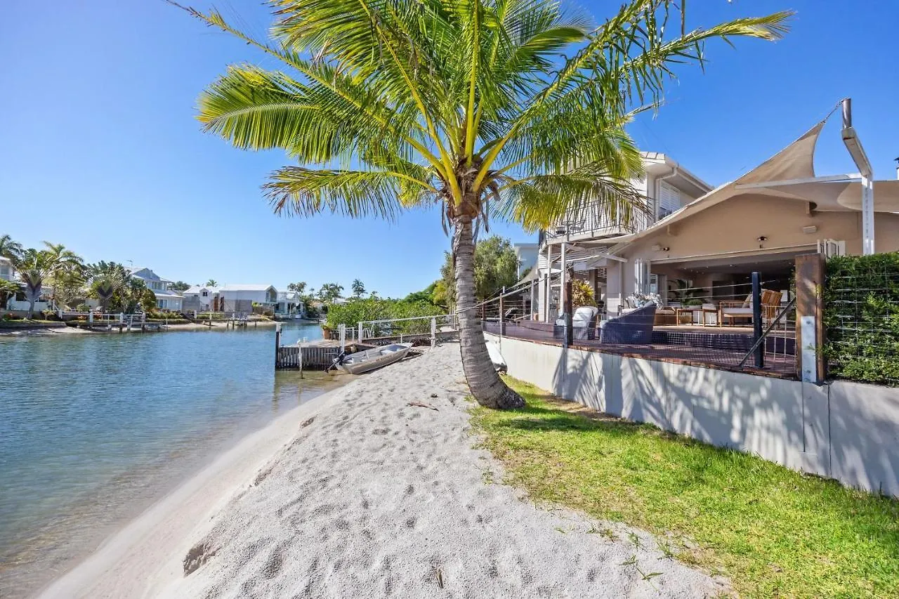 Holiday home 30 Mossman Crt Noosa Heads Villa
