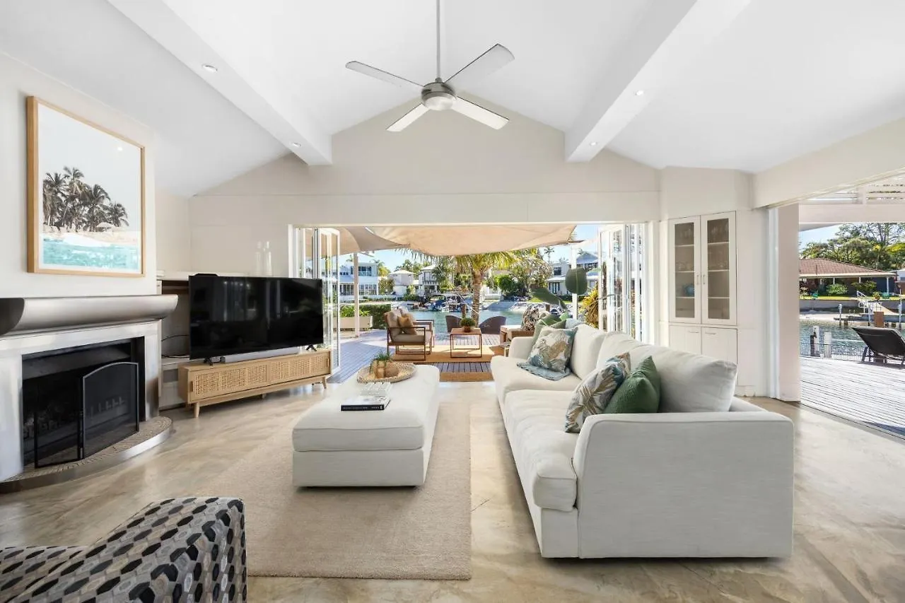 30 Mossman Crt Noosa Heads Villa 0*,  Australia