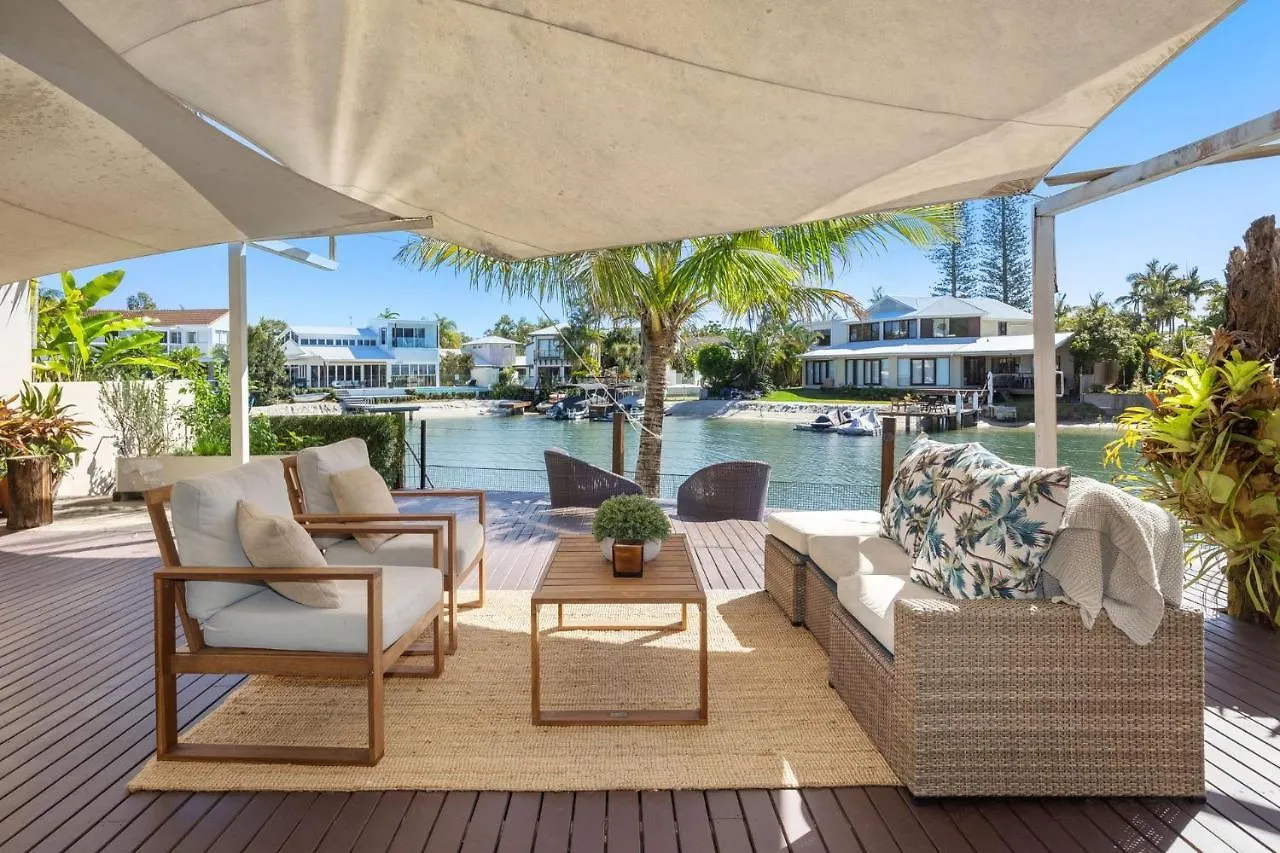 30 Mossman Crt Noosa Heads Villa