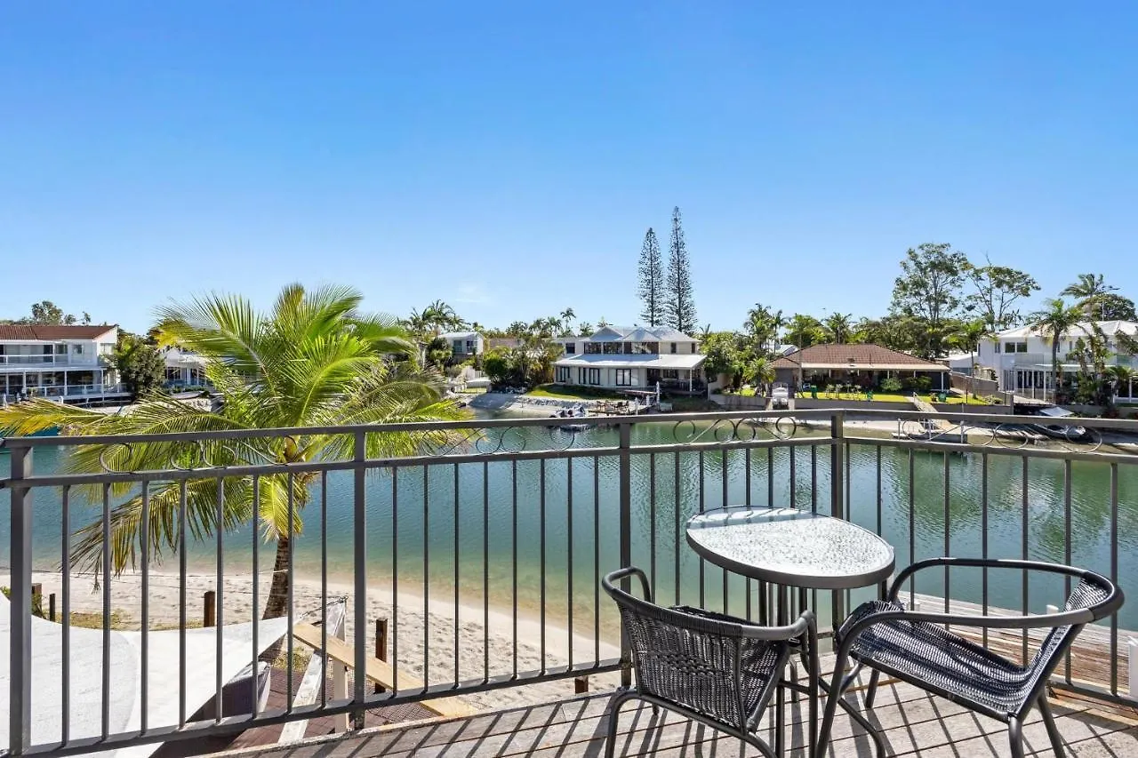 30 Mossman Crt Noosa Heads Villa